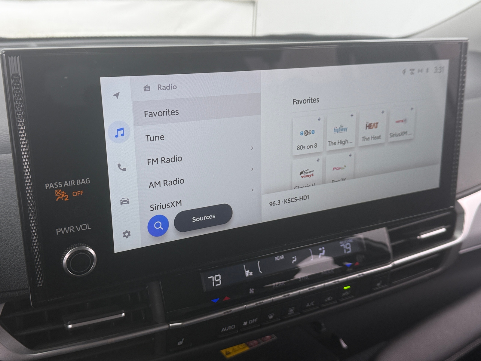 Thumbnail: 2025 Toyota Sienna - 3