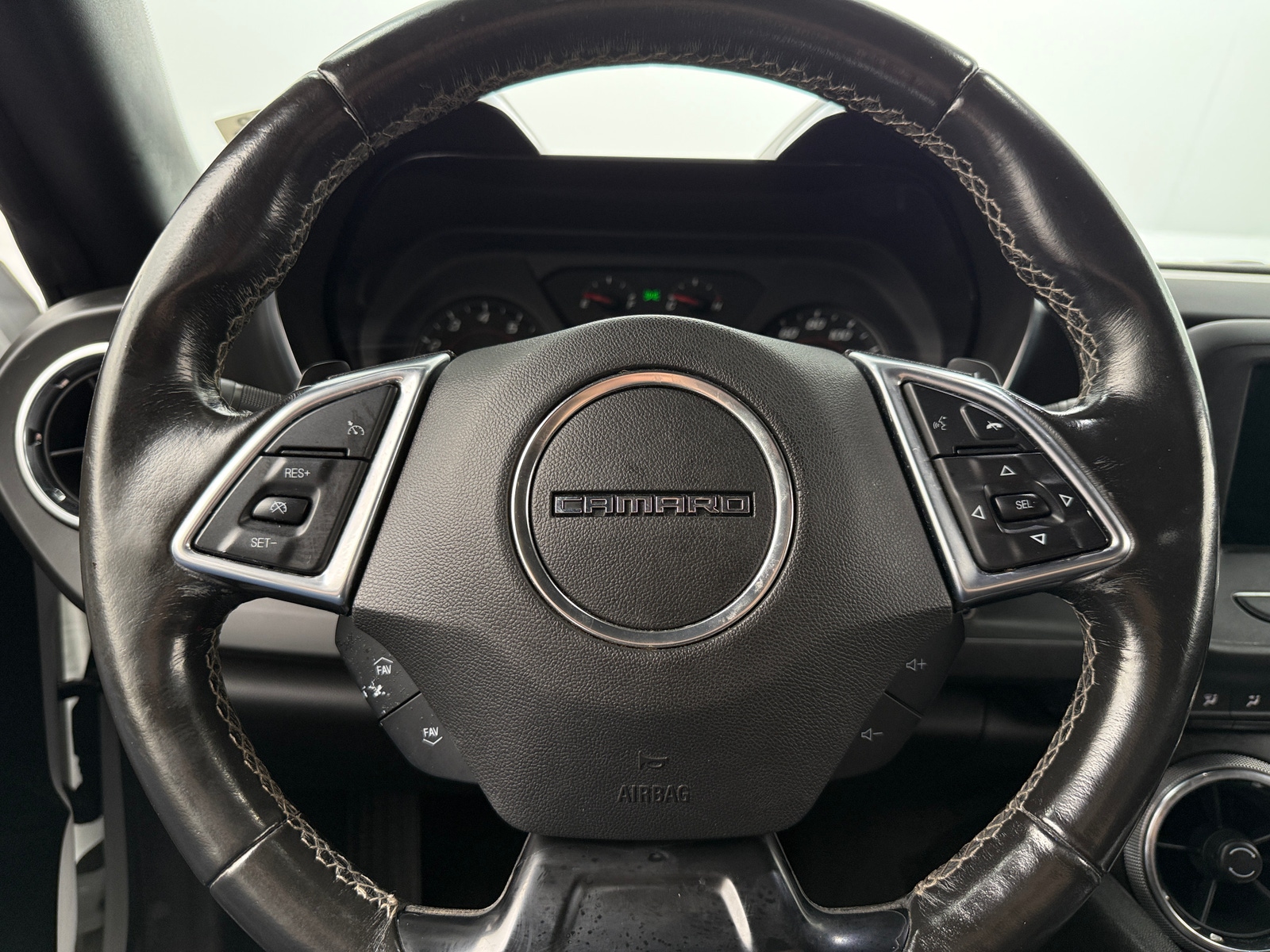 Thumbnail: 2019 Chevrolet Camaro - 4