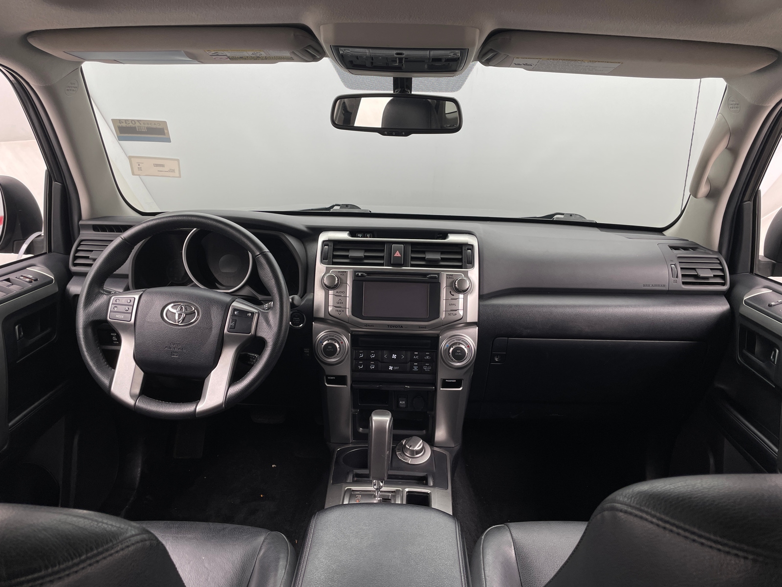 Thumbnail: 2012 Toyota 4Runner - 3