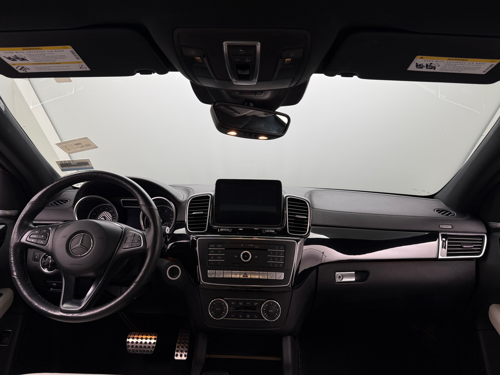 Thumbnail: 2017 Mercedes-Benz GLE - 2