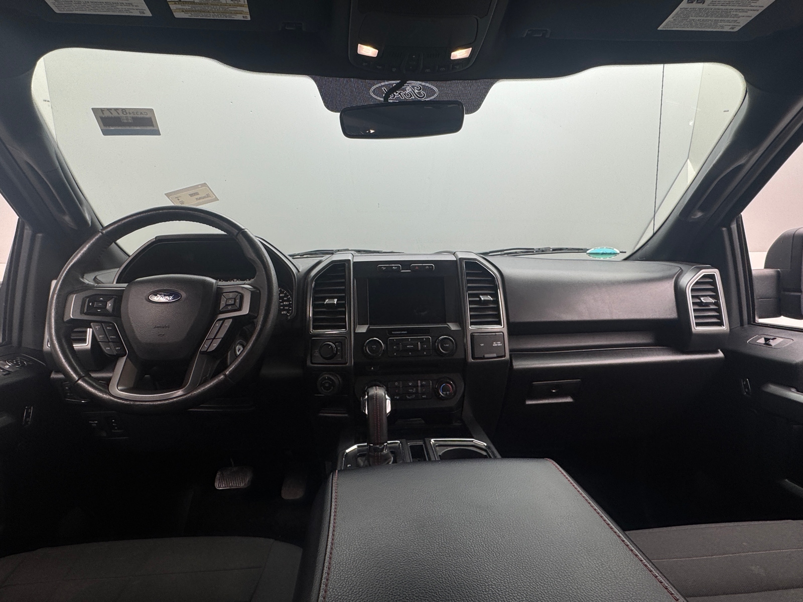 Thumbnail: 2018 Ford Econoline - 3