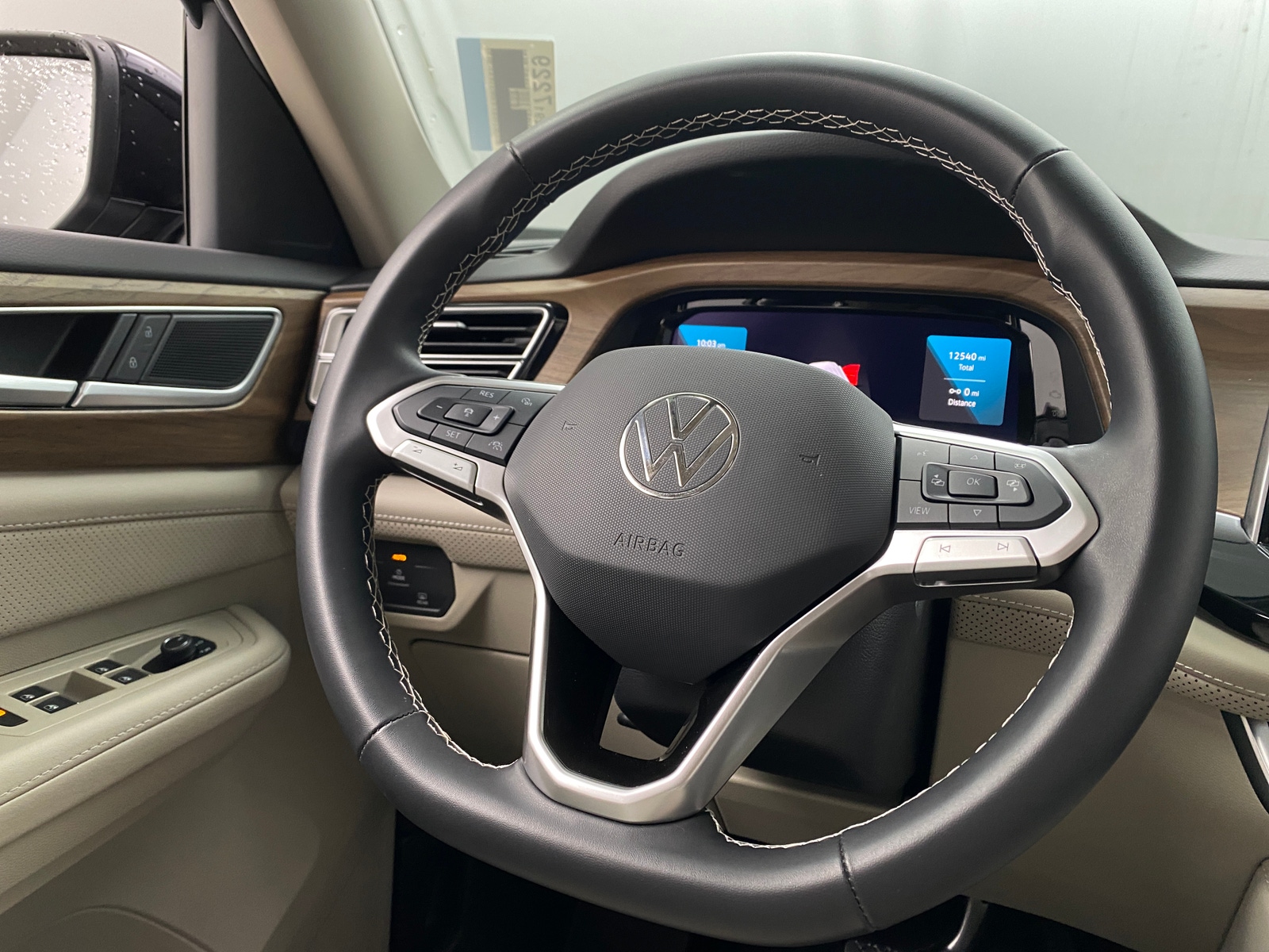 Thumbnail: 2025 Volkswagen Atlas - 4