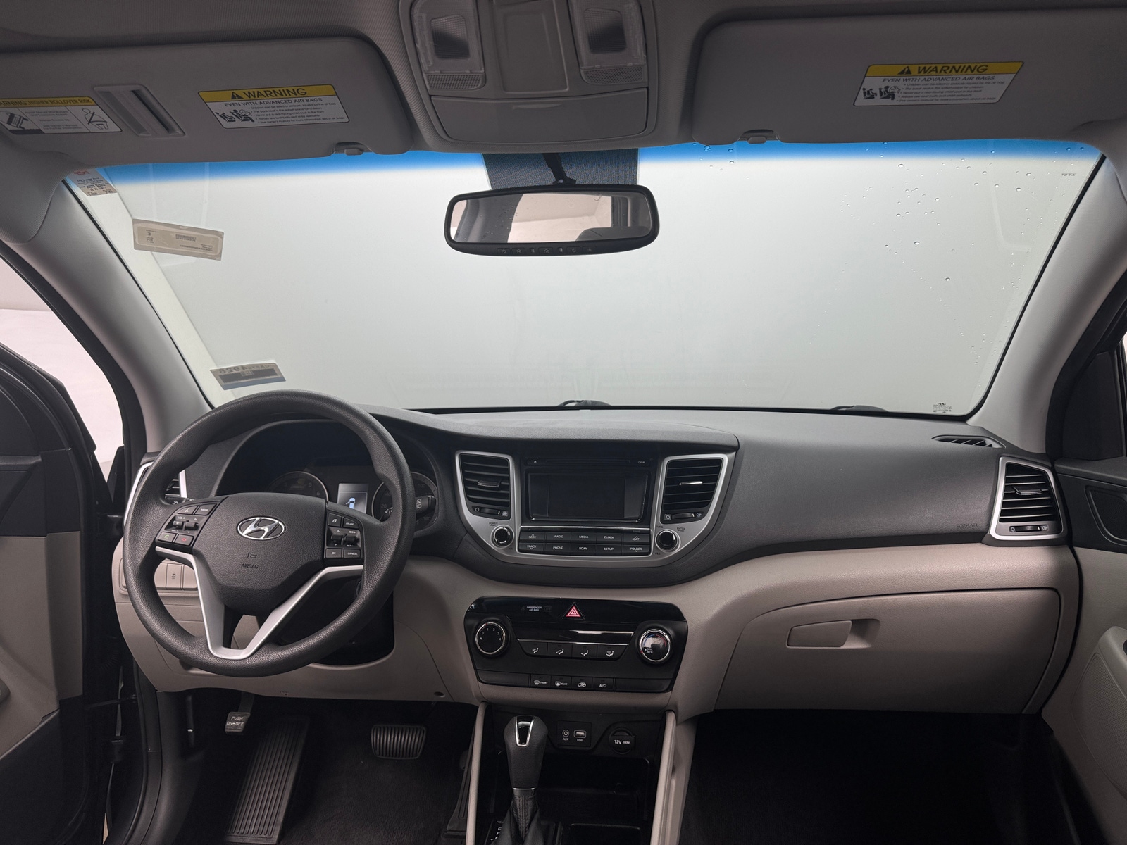 Thumbnail: 2017 Hyundai Tucson - 3