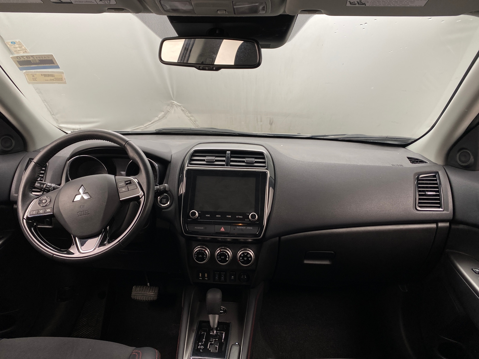 Thumbnail: 2023 Mitsubishi Outlander Sport - 2