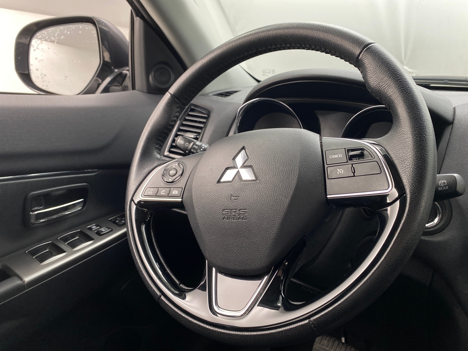 Thumbnail: 2023 Mitsubishi Outlander Sport - 4