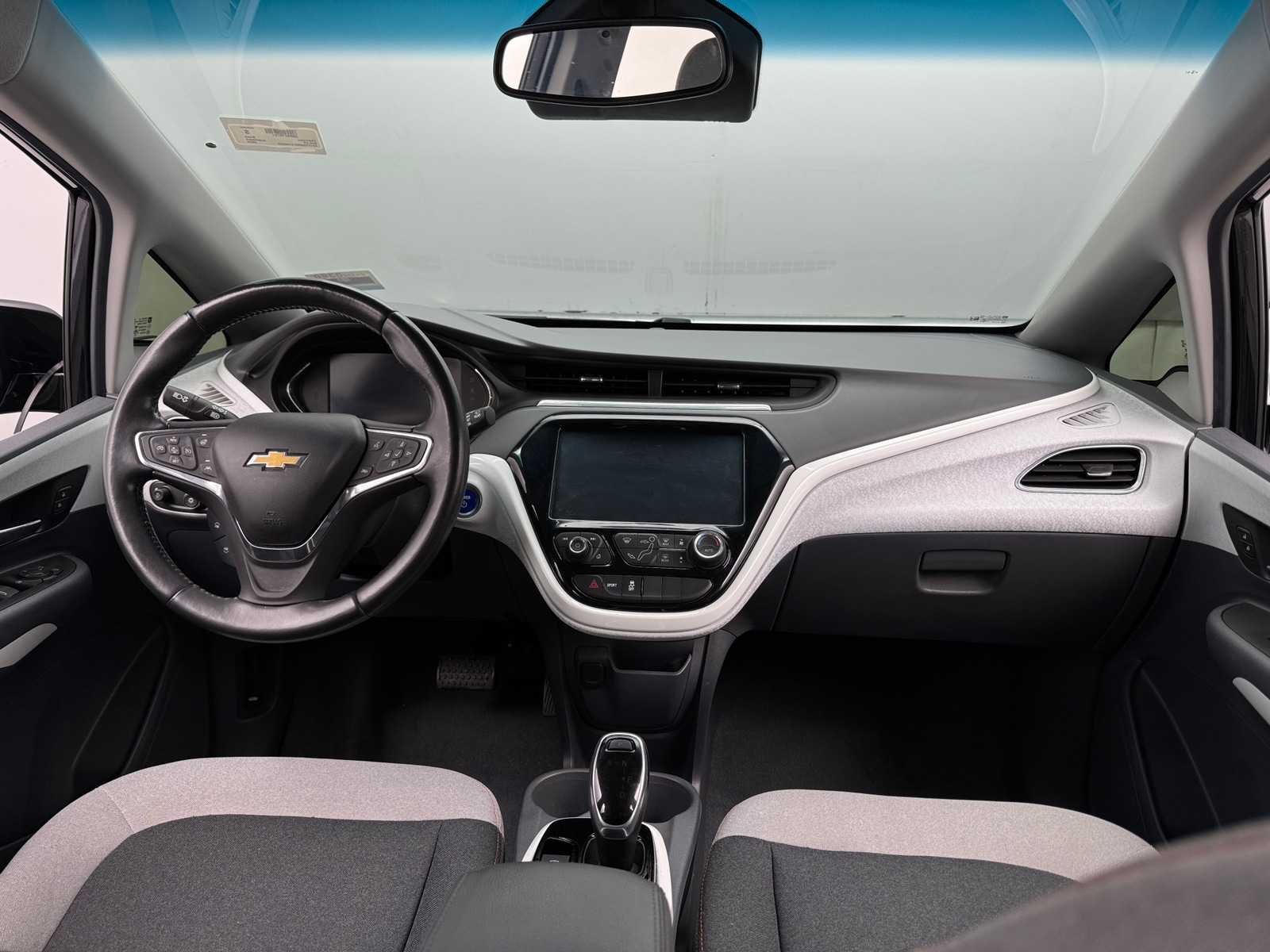 Thumbnail: 2020 Chevrolet Bolt EV - 3