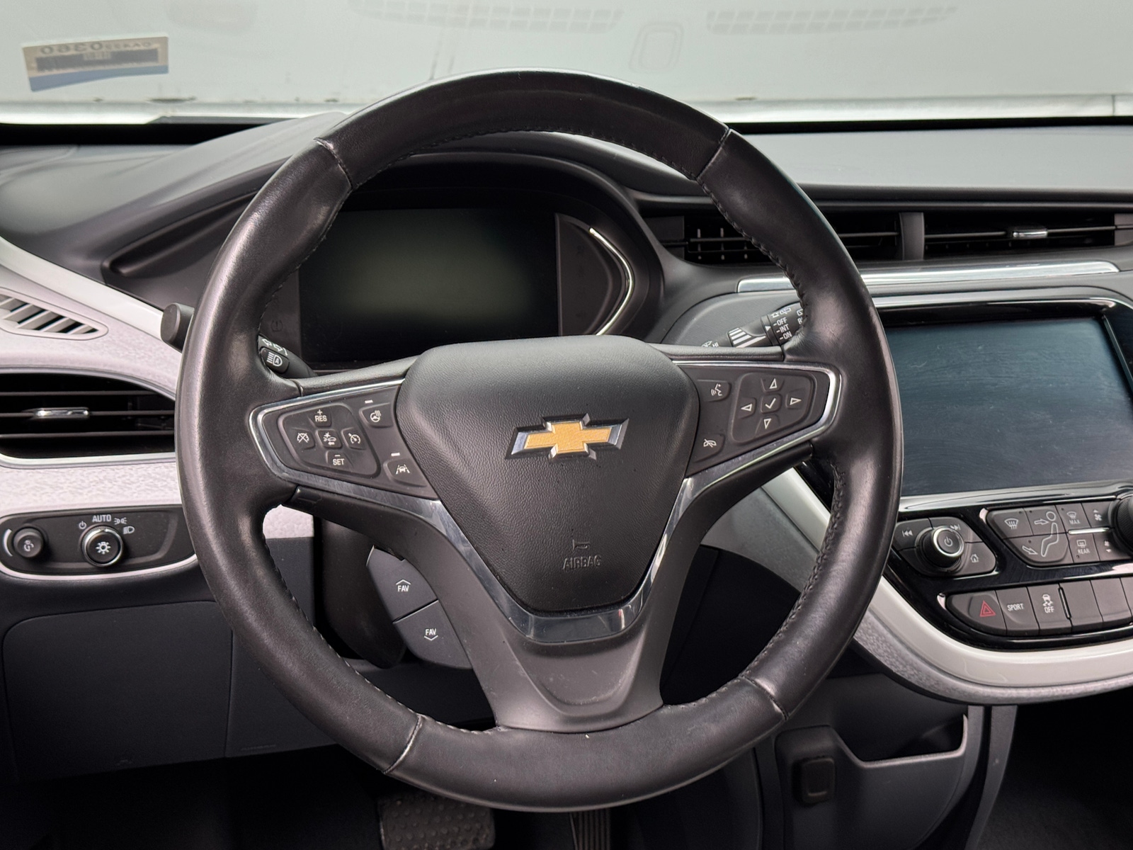 Thumbnail: 2020 Chevrolet Bolt EV - 5