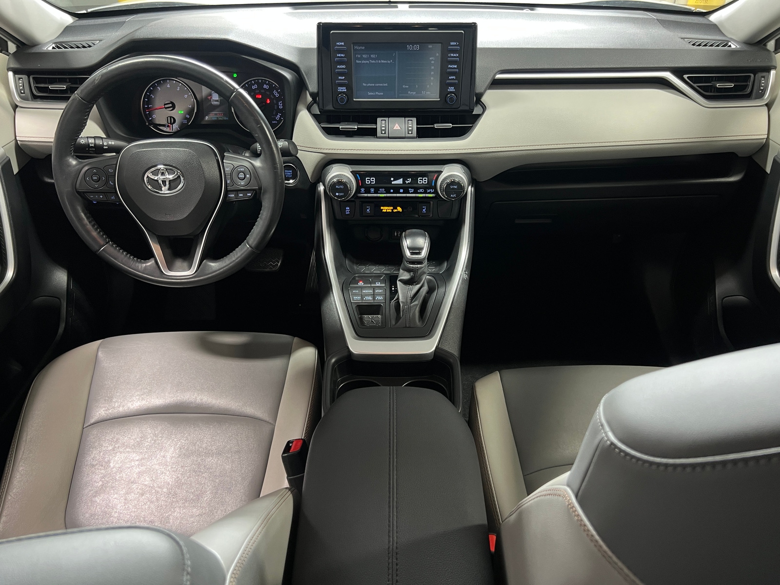 Thumbnail: 2019 Toyota RAV4 - 2