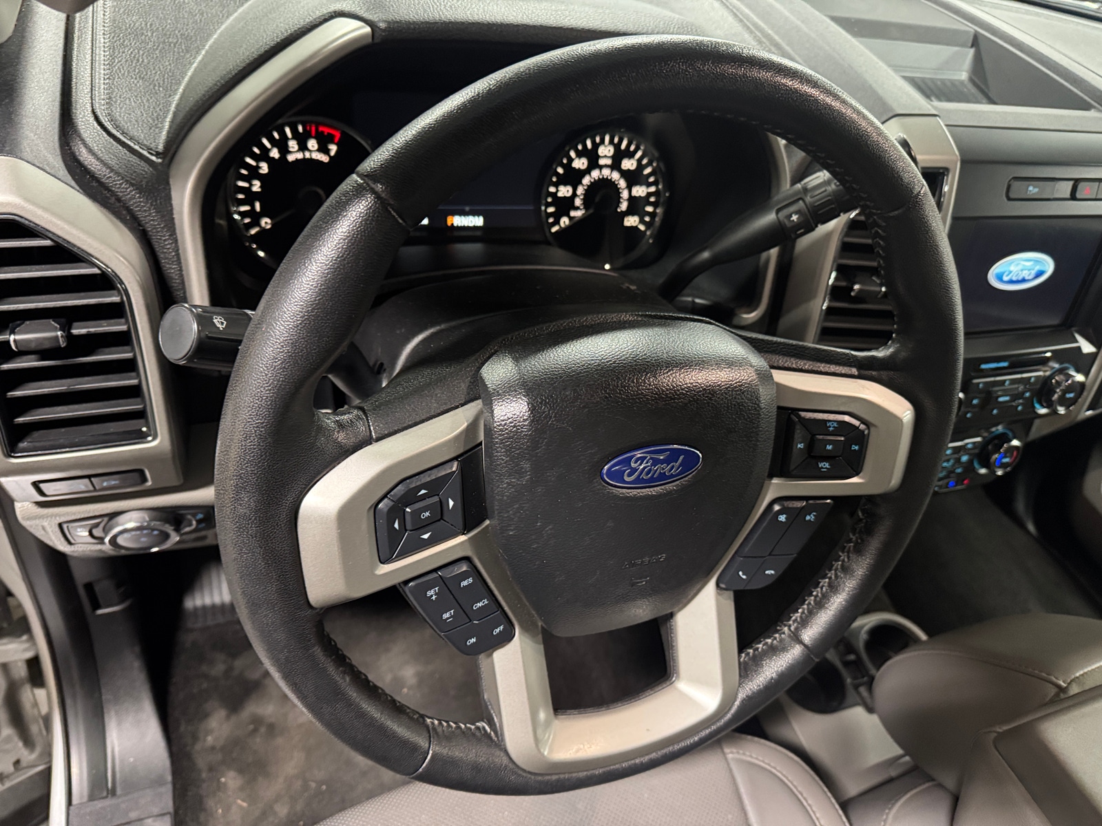 Thumbnail: 2018 Ford Econoline - 4