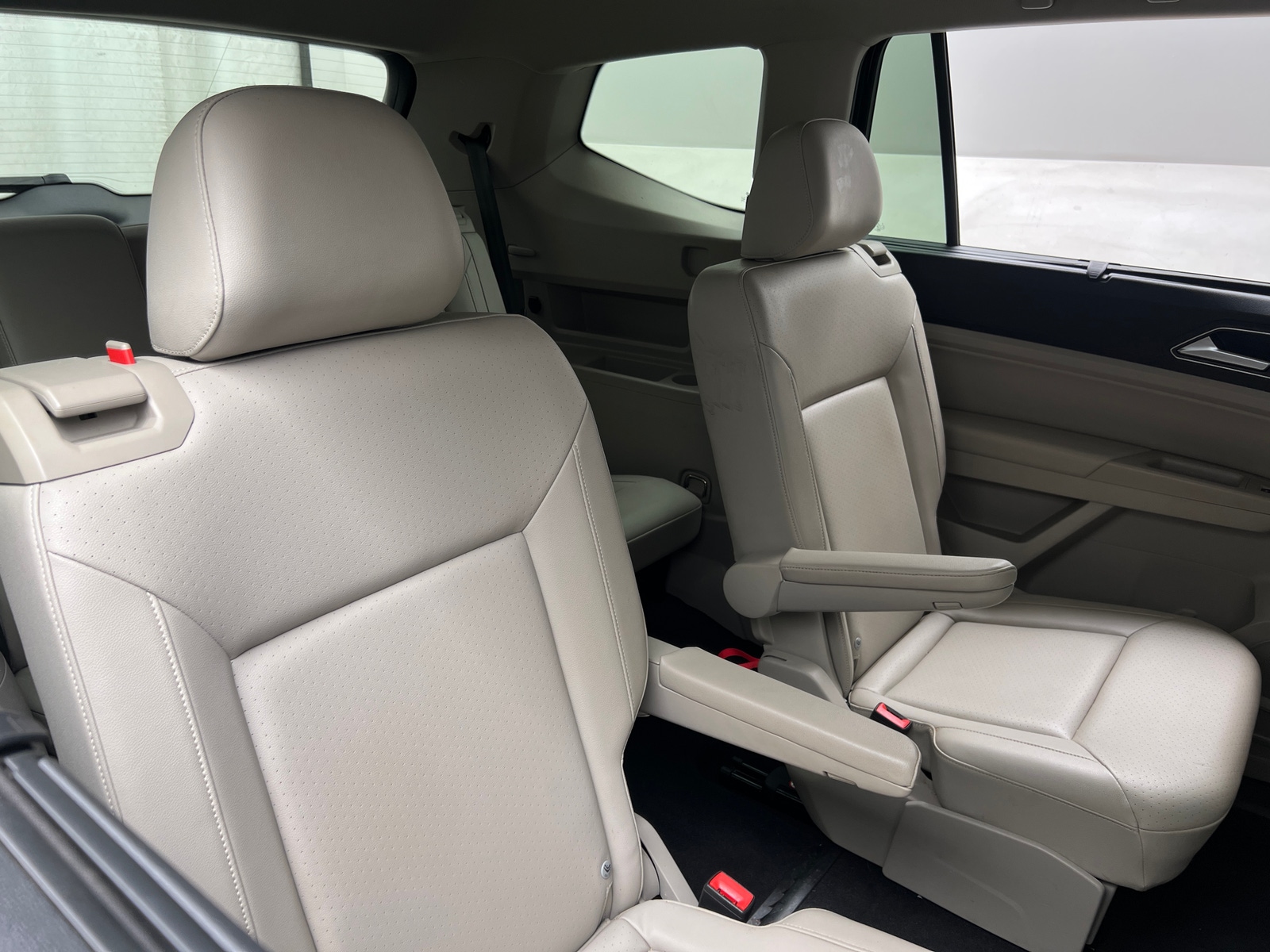 Thumbnail: 2019 Volkswagen Atlas - 5