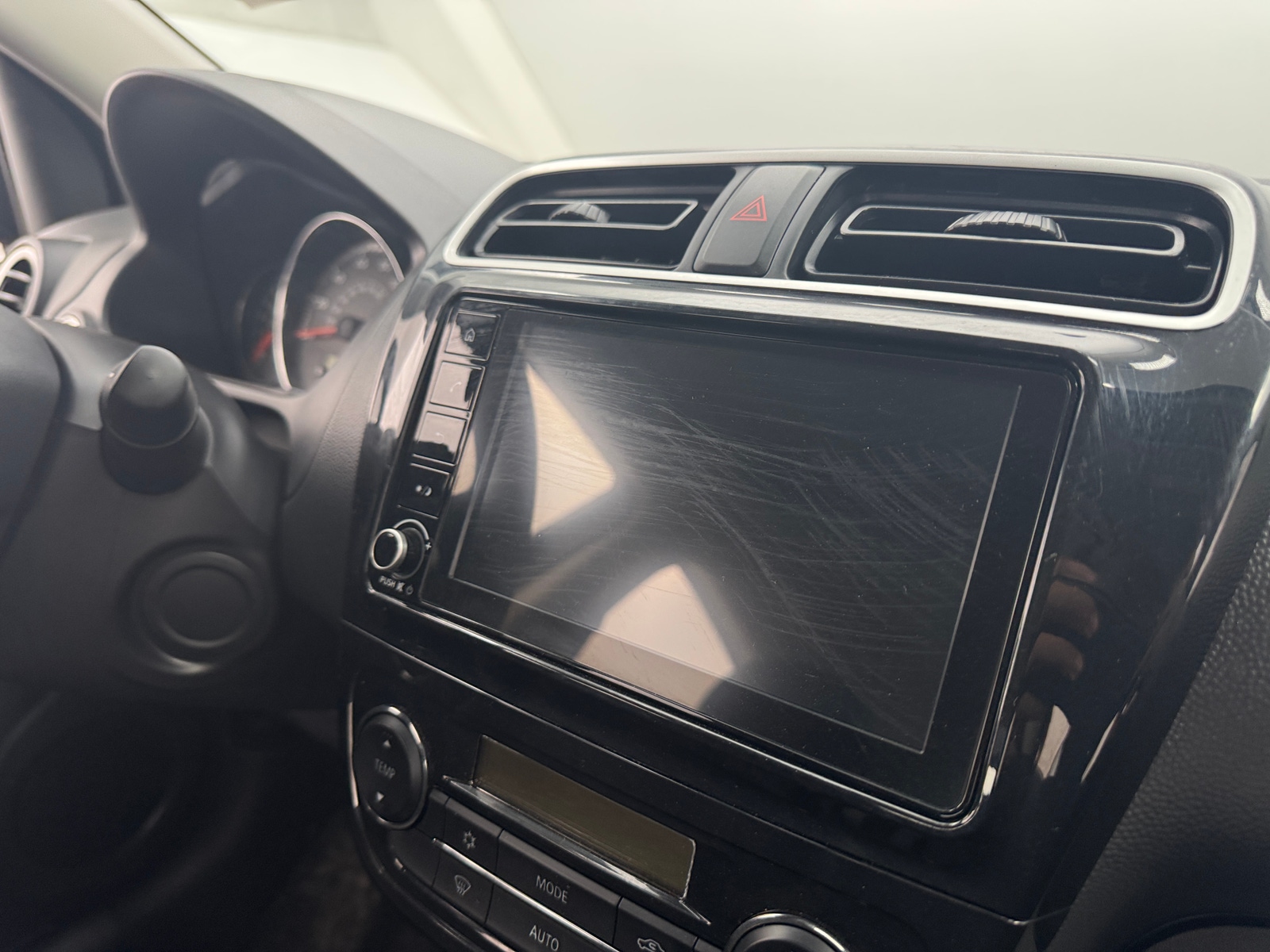 Thumbnail: 2024 Mitsubishi Mirage G4 - 4