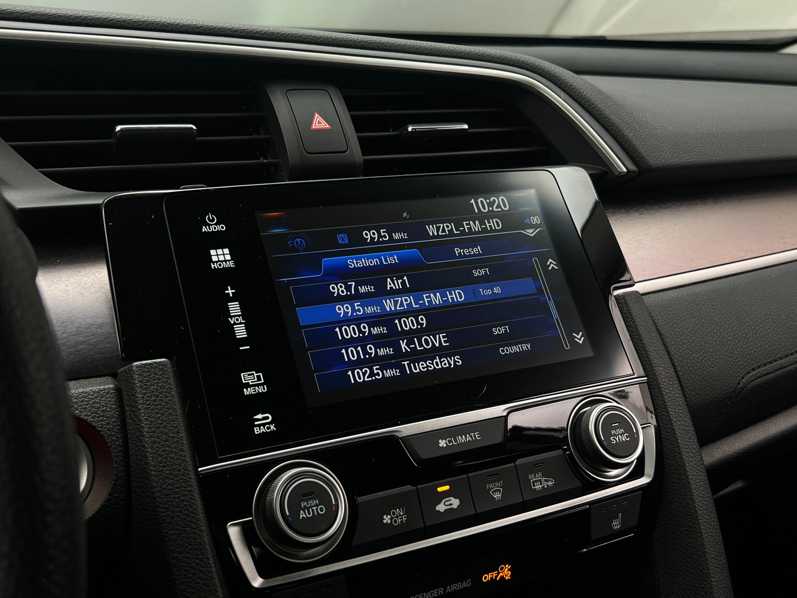 Thumbnail: 2016 Honda Civic - 4