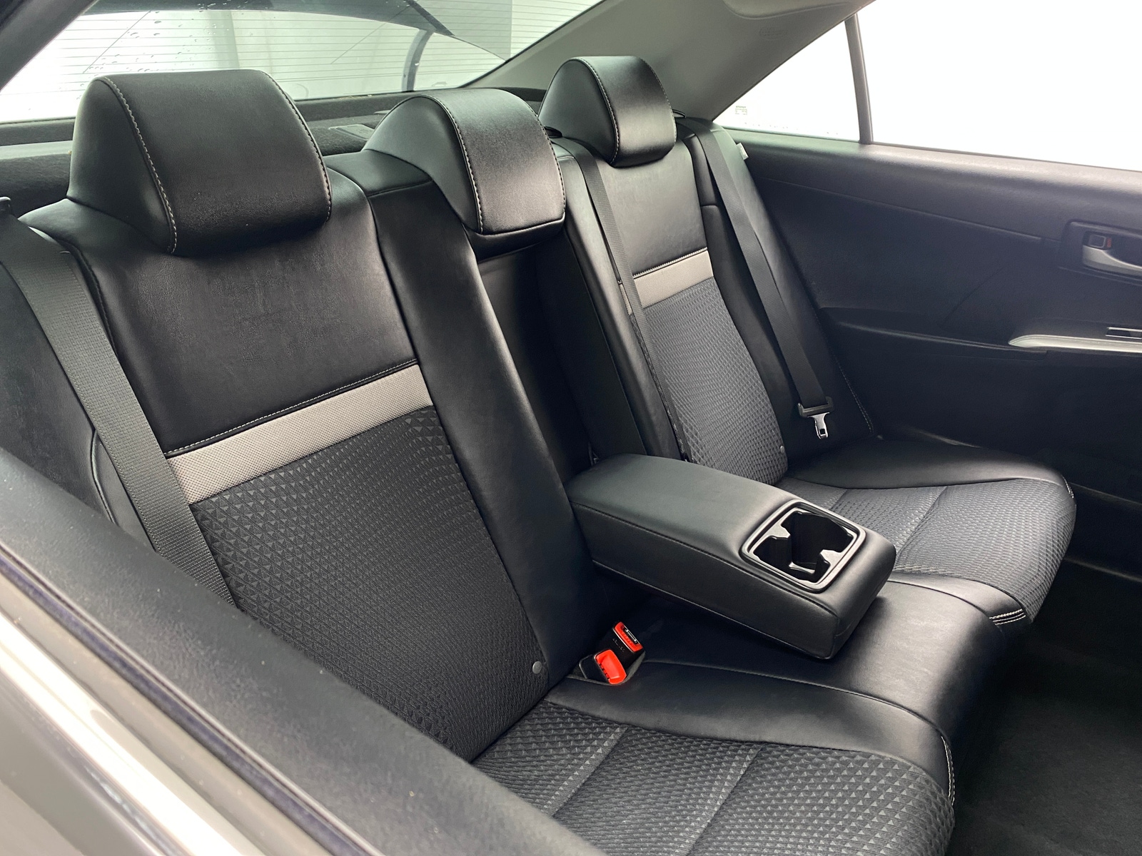 Thumbnail: 2014 Toyota Camry - 6