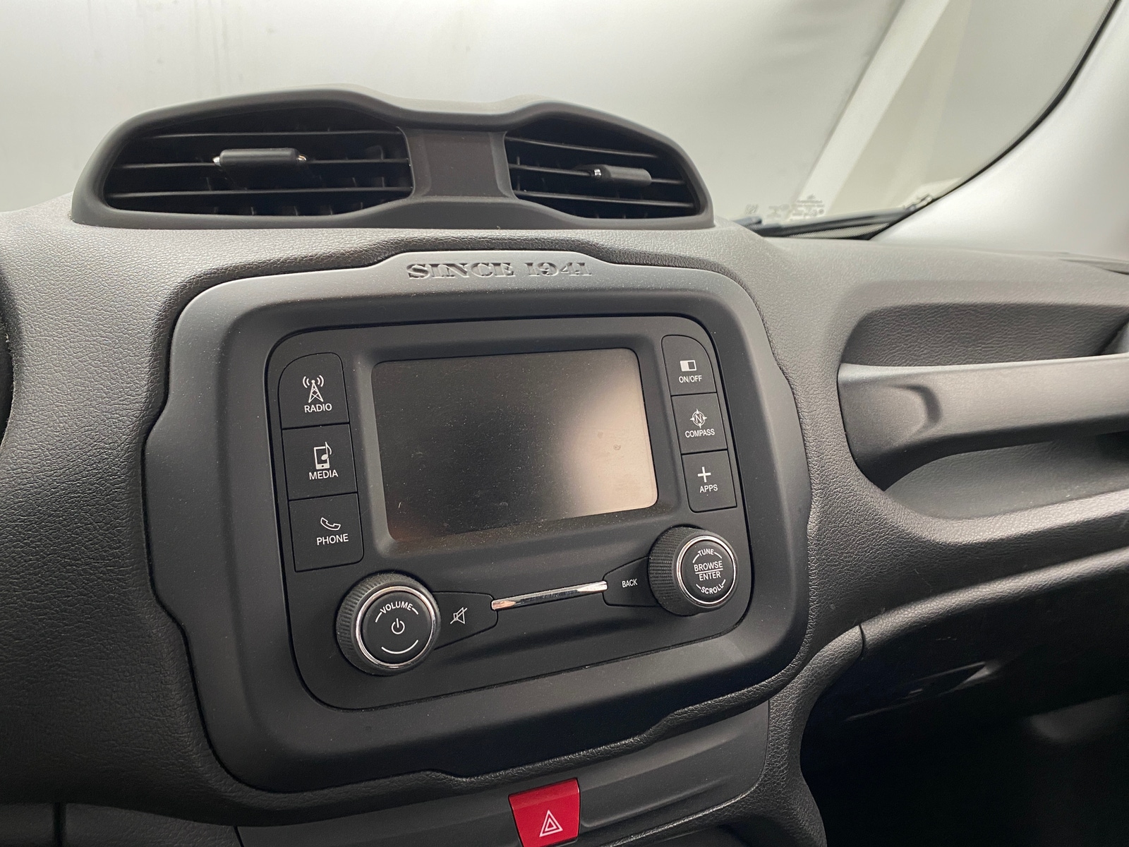 Thumbnail: 2017 Jeep Renegade - 4