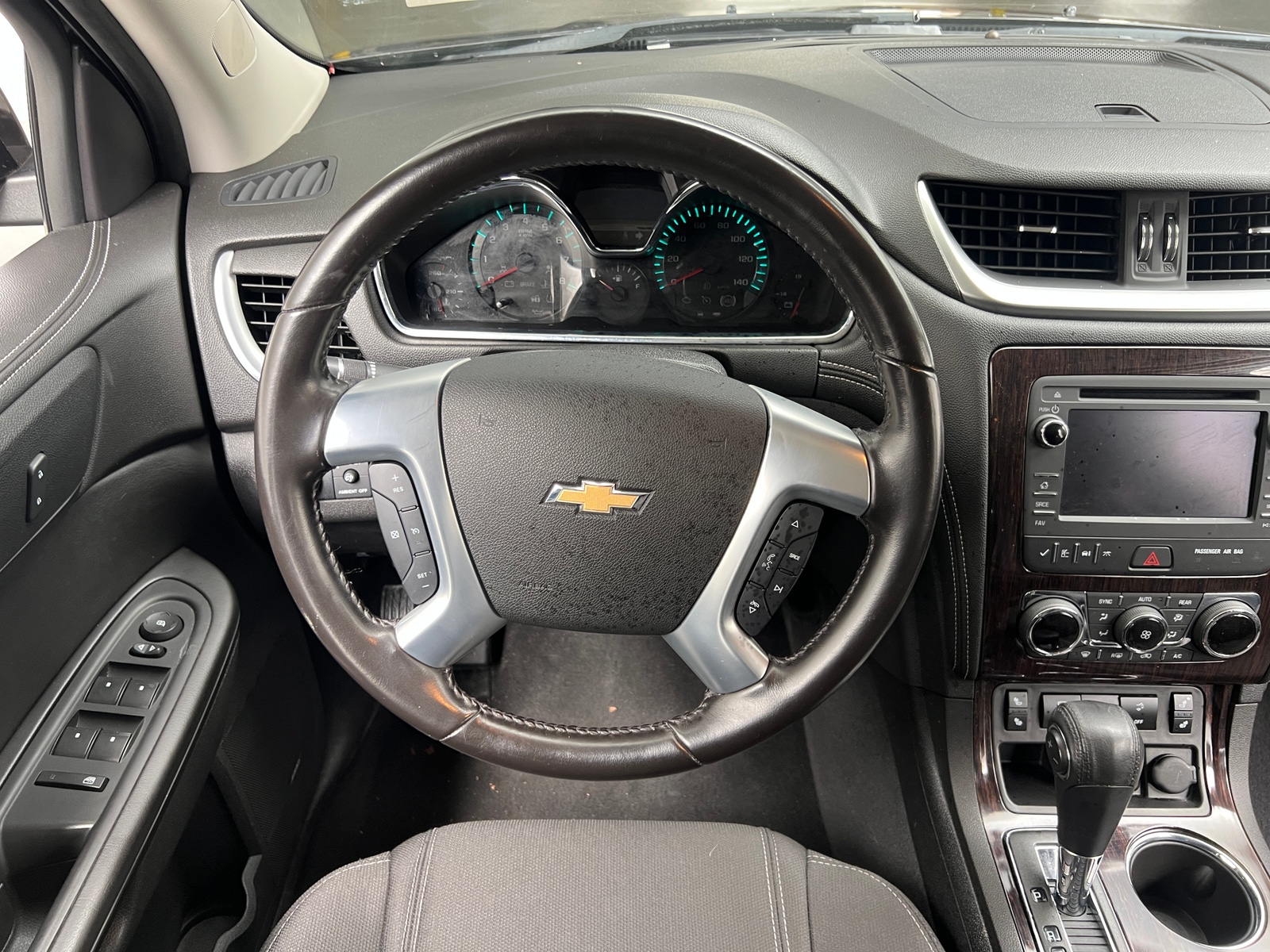 Thumbnail: 2017 Chevrolet Traverse - 5