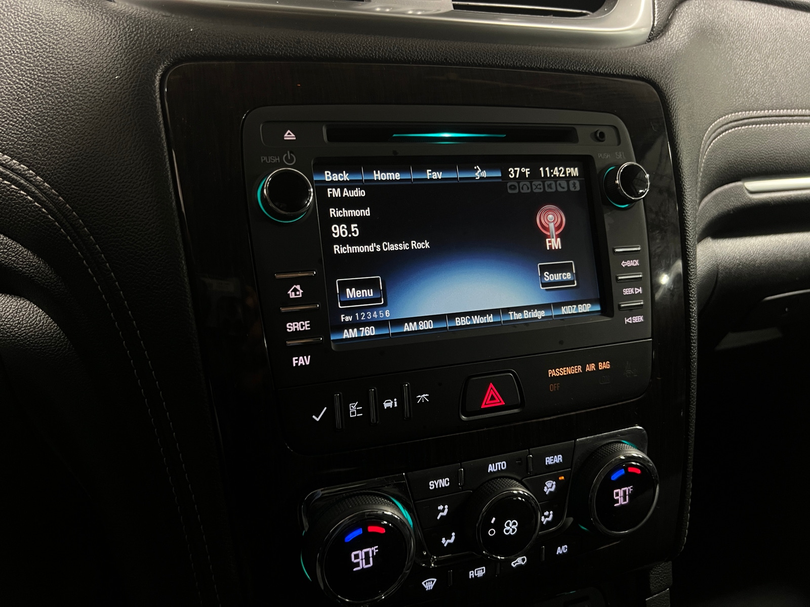 Thumbnail: 2017 Chevrolet Traverse - 4