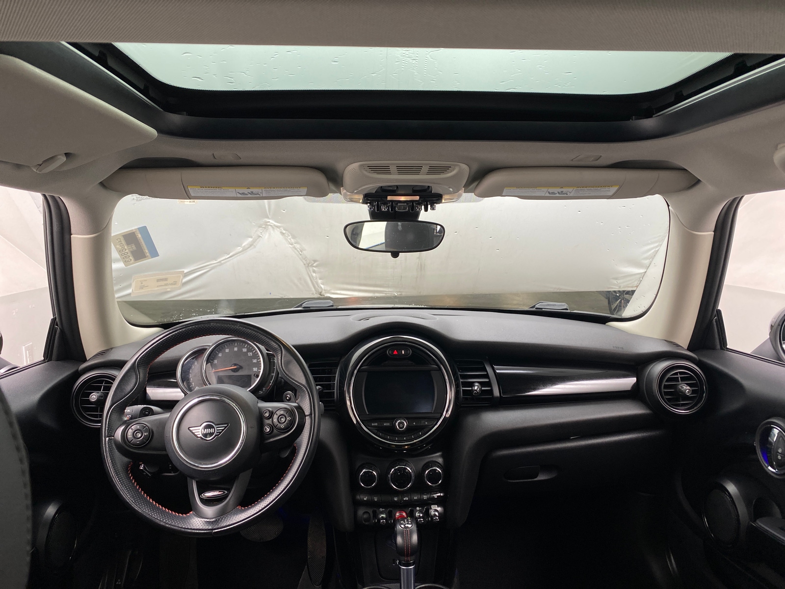 Thumbnail: 2019 MINI Cooper Hardtop - 2