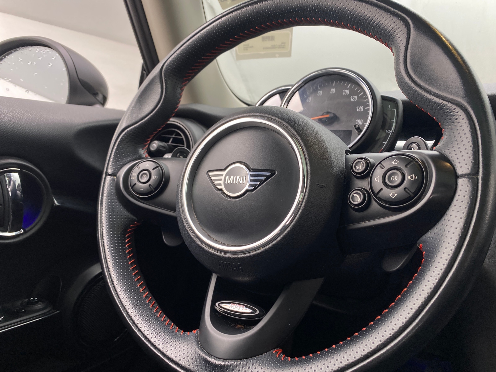 Thumbnail: 2019 MINI Cooper Hardtop - 4