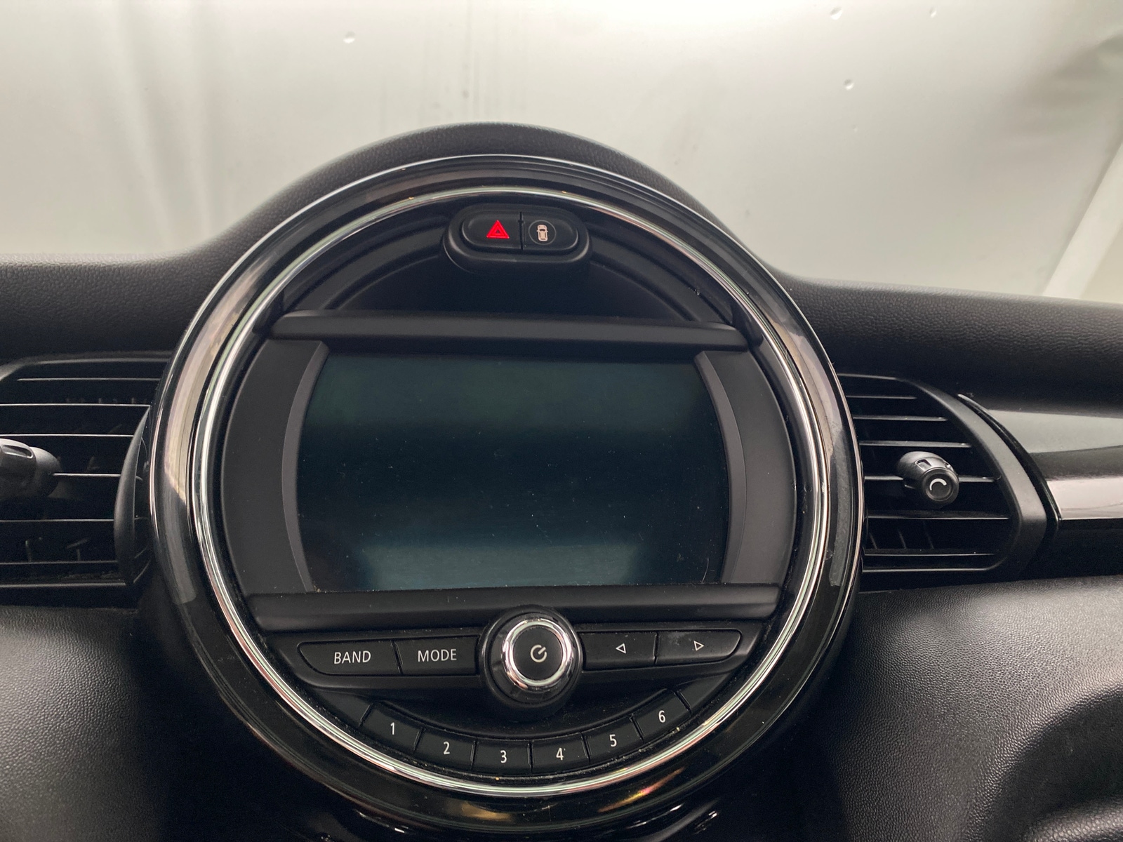 Thumbnail: 2019 MINI Cooper Hardtop - 3