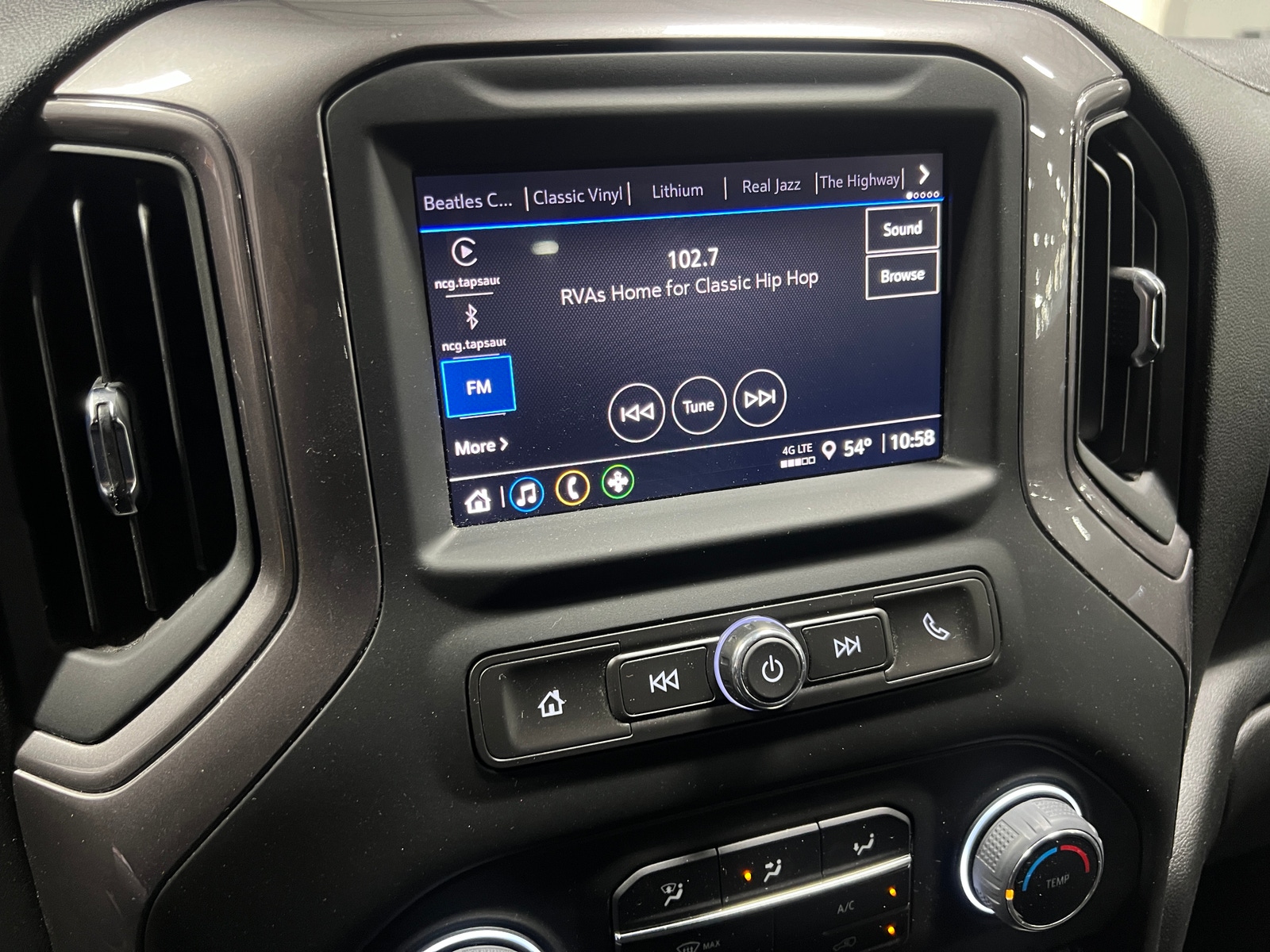 Thumbnail: 2023 Chevrolet Silverado 1500 - 4