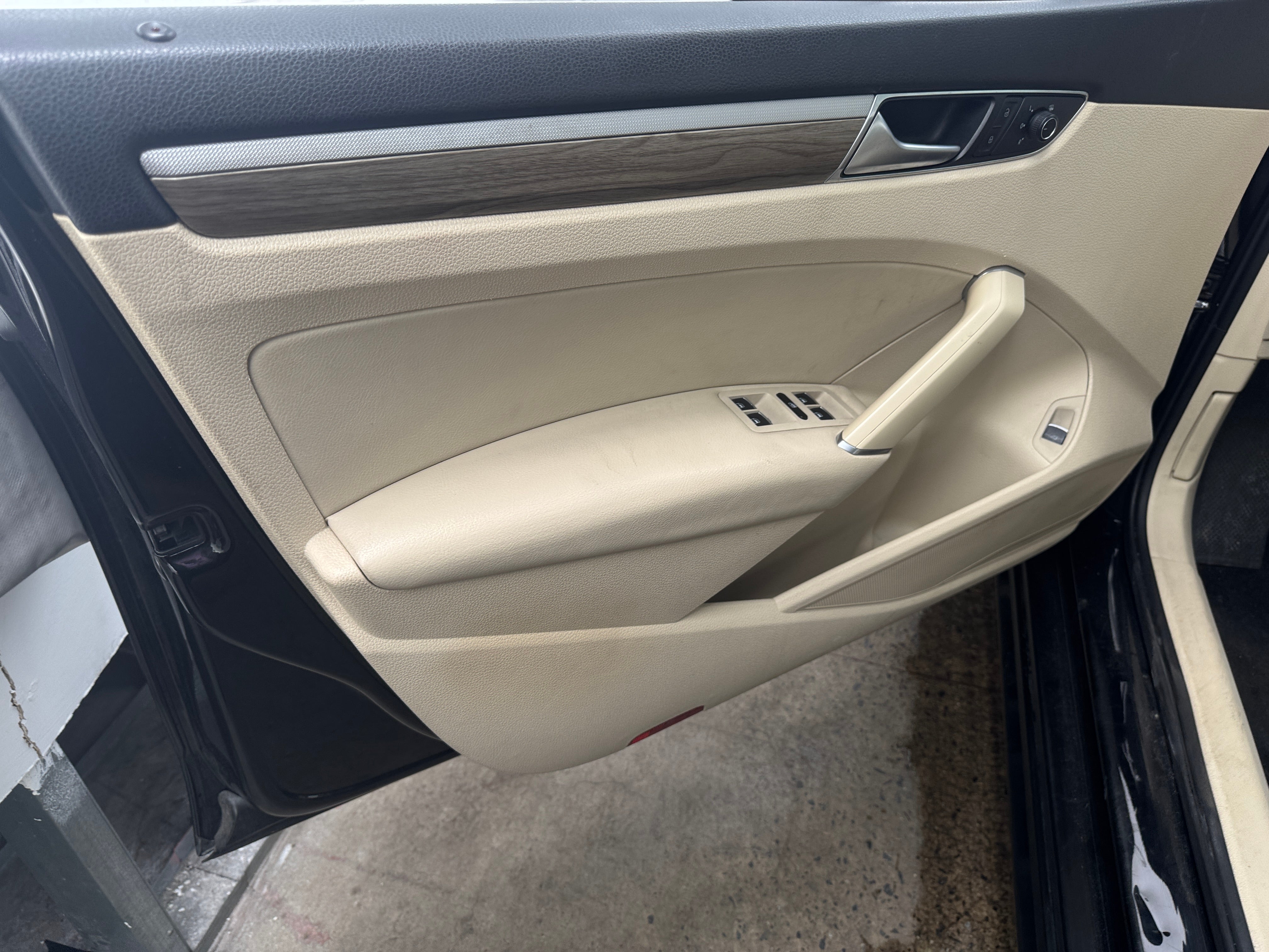 2016 Volkswagen Passat