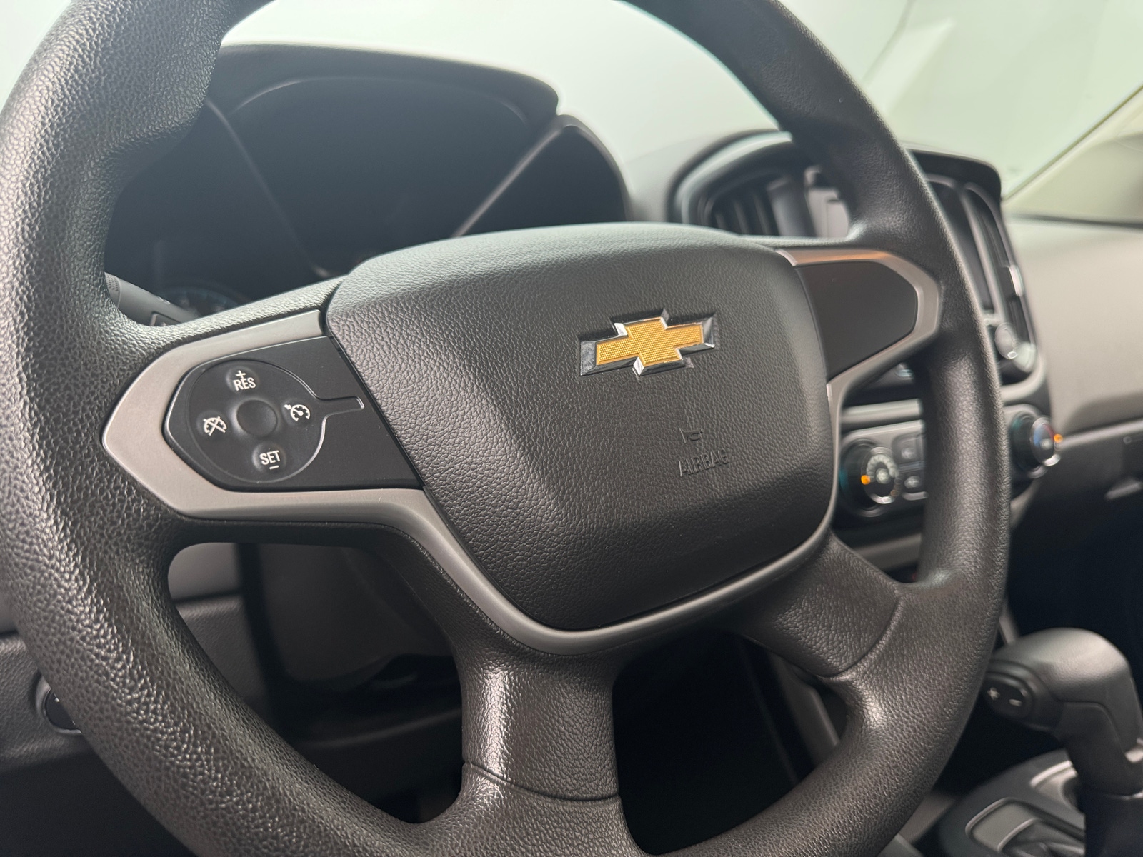 Thumbnail: 2016 Chevrolet Colorado - 5