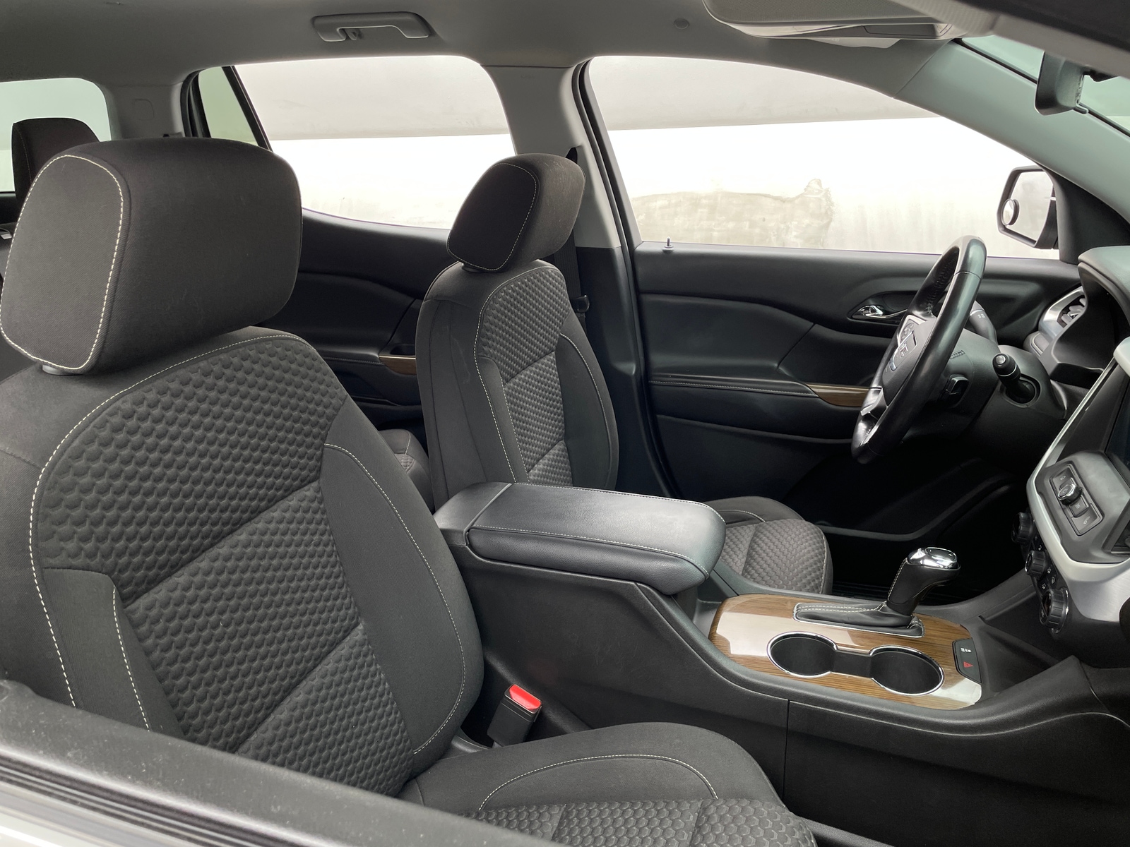 Thumbnail: 2018 GMC Acadia - 2