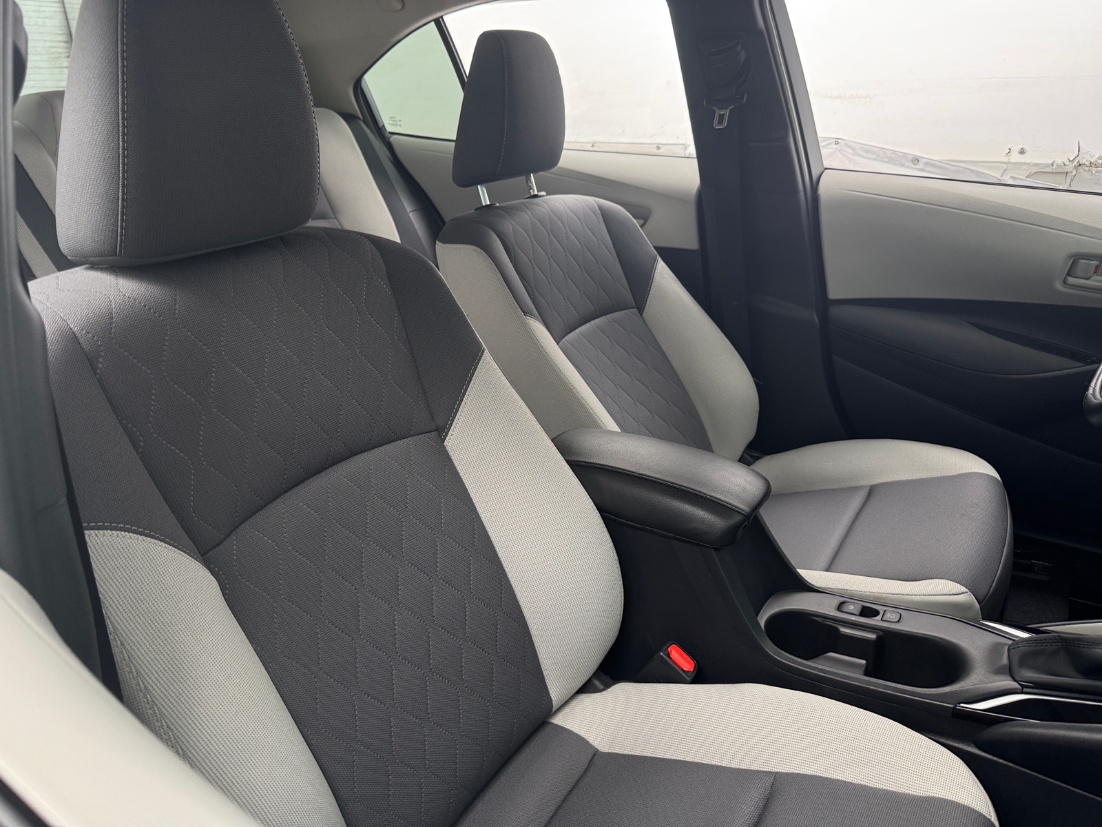 Thumbnail: 2024 Toyota Corolla - 2