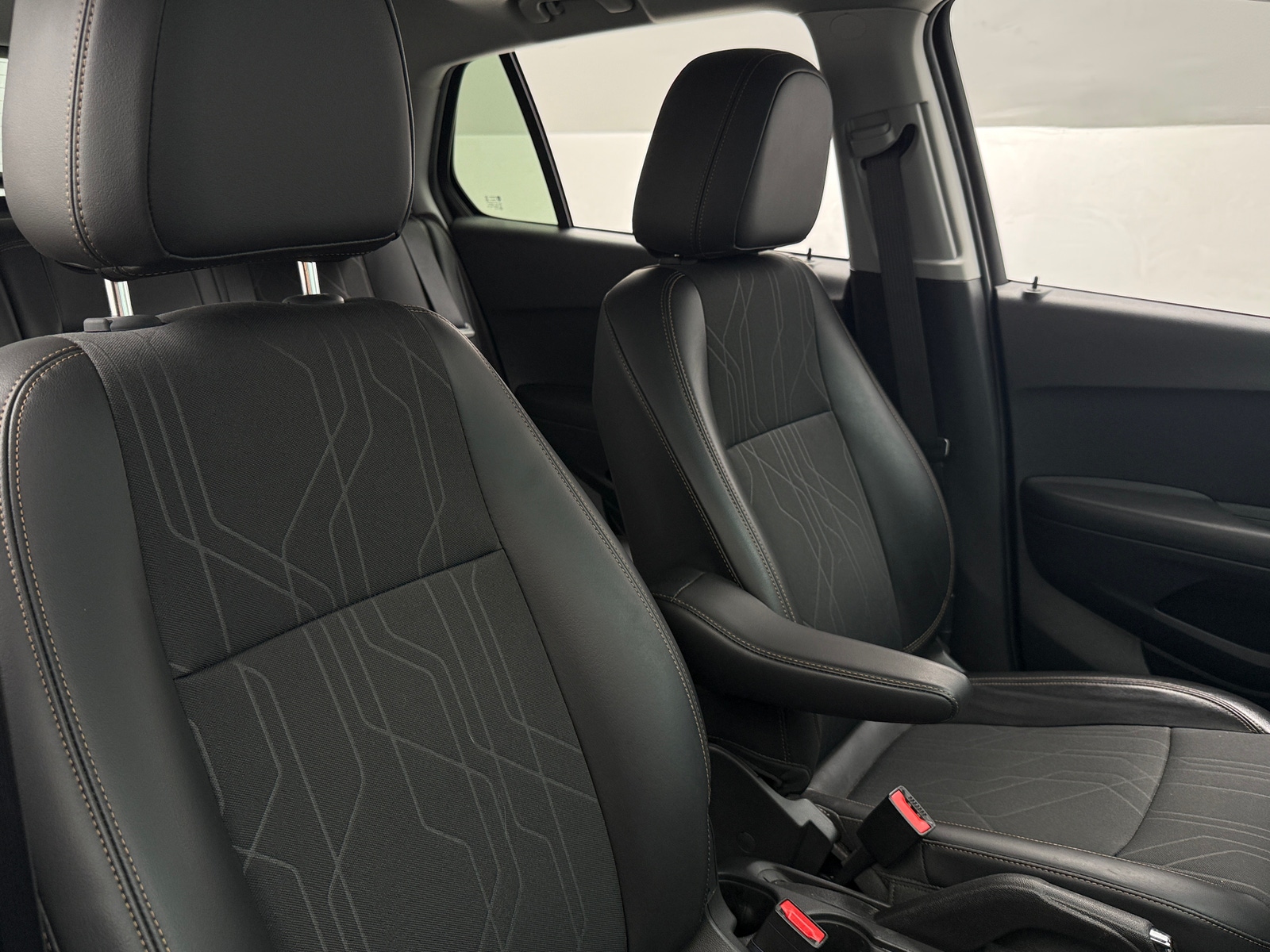 Thumbnail: 2020 Chevrolet Trax - 2