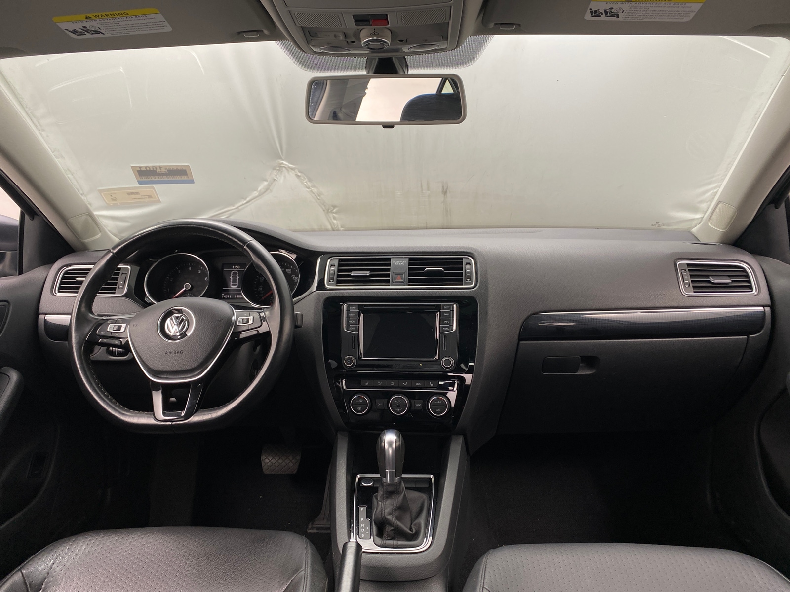 Thumbnail: 2017 Volkswagen Jetta - 2