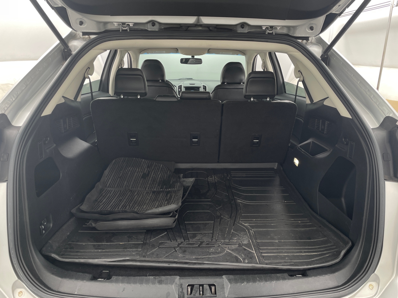 Thumbnail: 2017 Ford Edge - 6