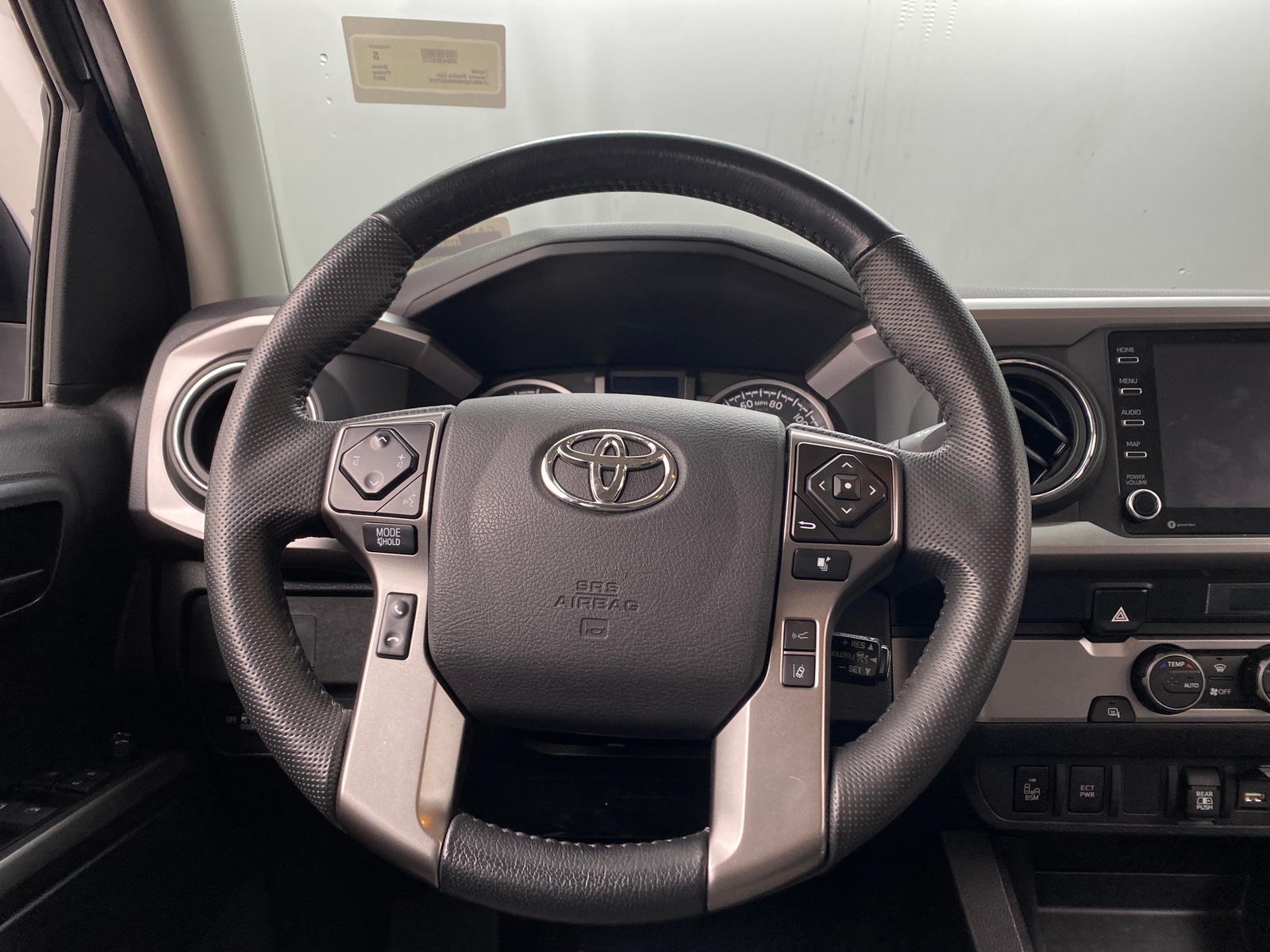 Thumbnail: 2022 Toyota Tacoma - 5