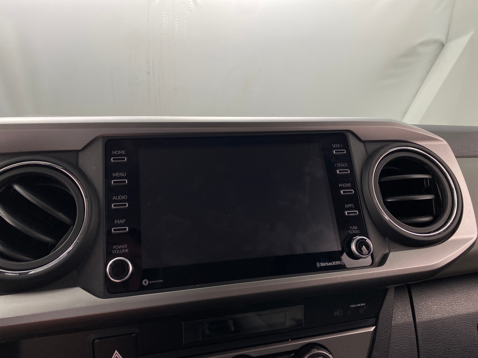 Thumbnail: 2022 Toyota Tacoma - 4