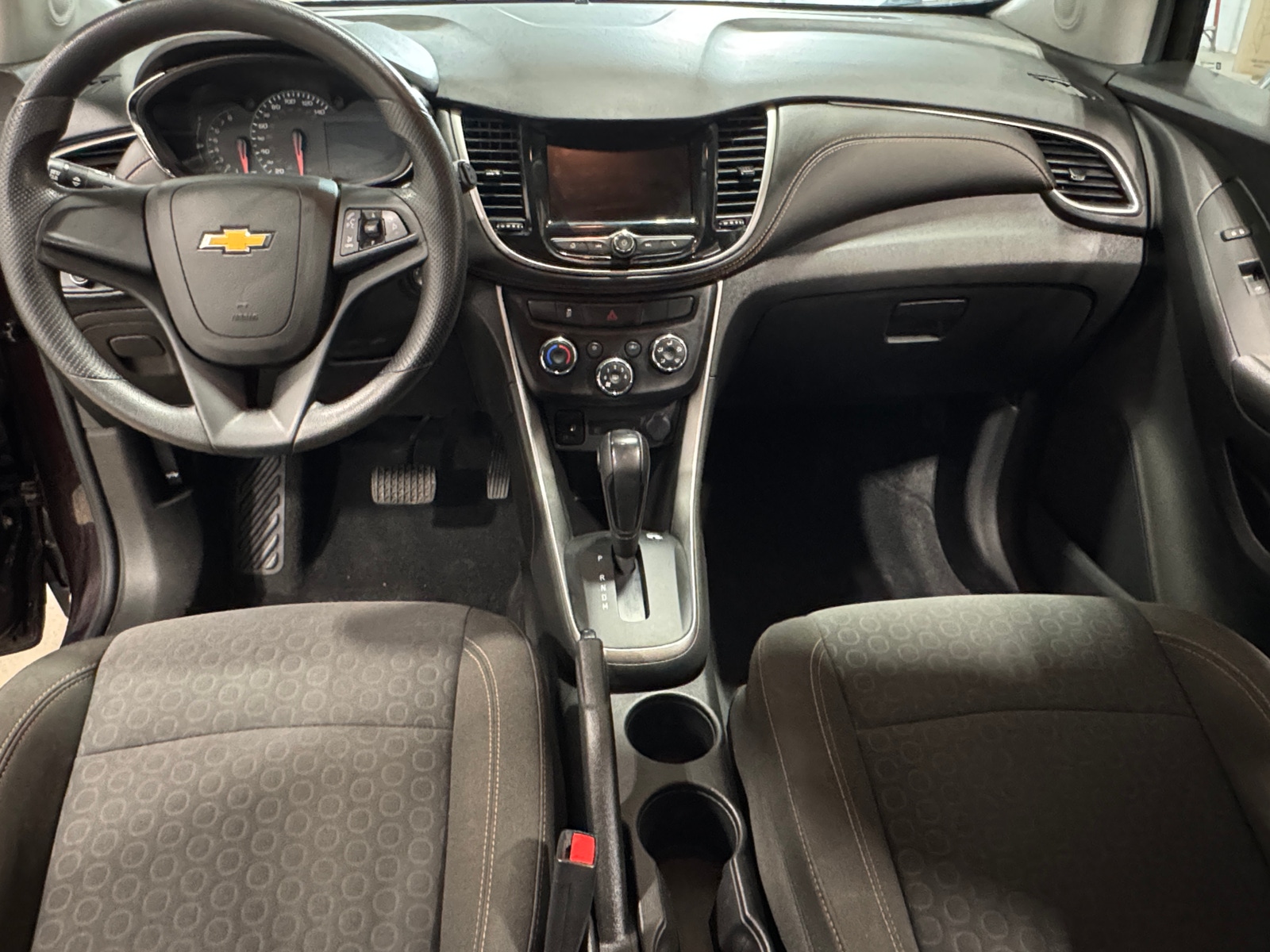 Thumbnail: 2020 Chevrolet Trax - 3