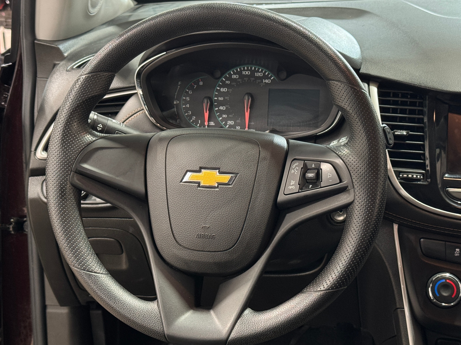 Thumbnail: 2020 Chevrolet Trax - 5