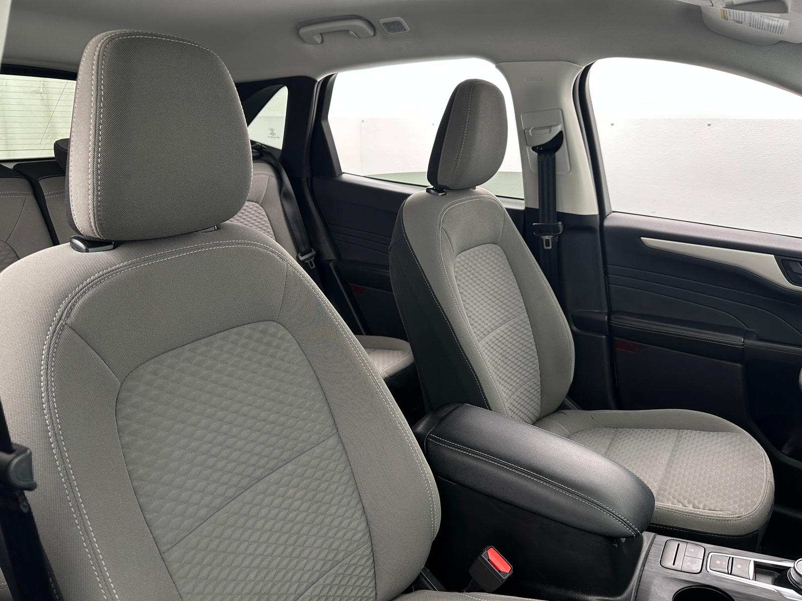 Thumbnail: 2022 Ford Escape - 2