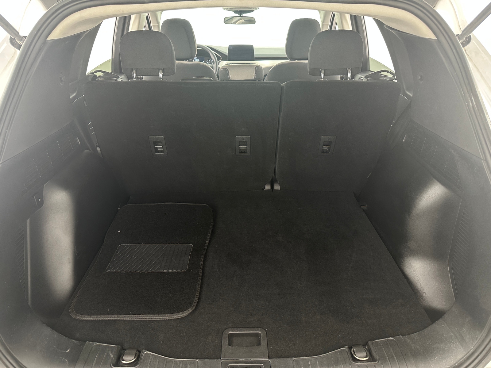 Thumbnail: 2022 Ford Escape - 7