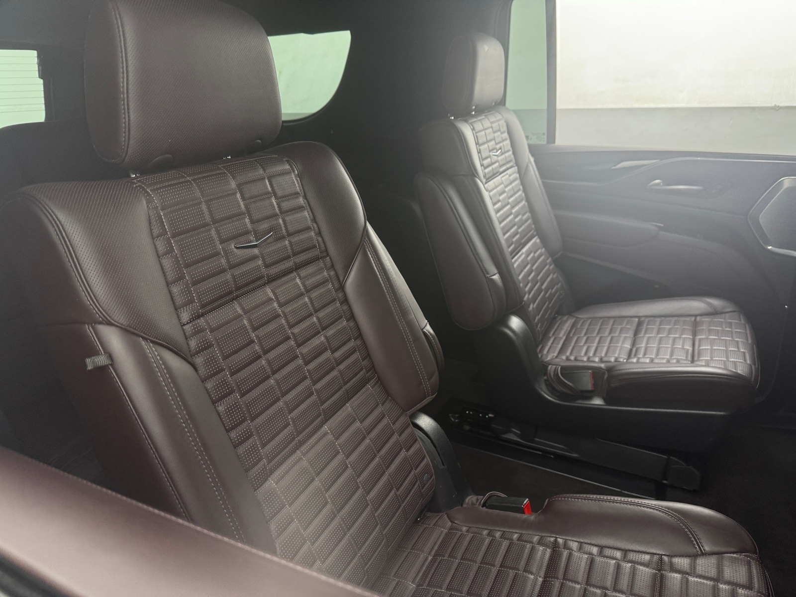 Thumbnail: 2023 Cadillac Escalade - 5