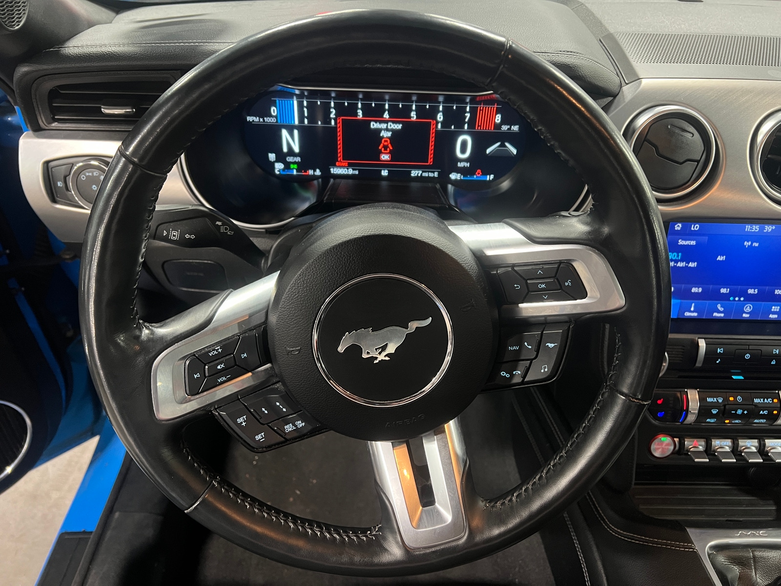 Thumbnail: 2022 Ford Mustang - 3