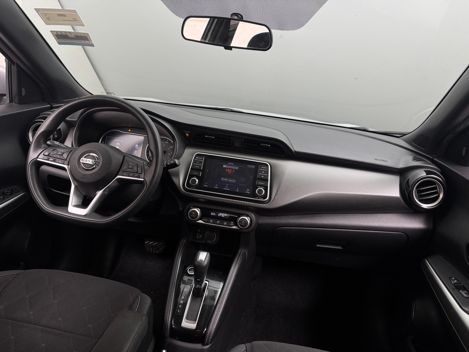 Thumbnail: 2019 Nissan Kicks - 3