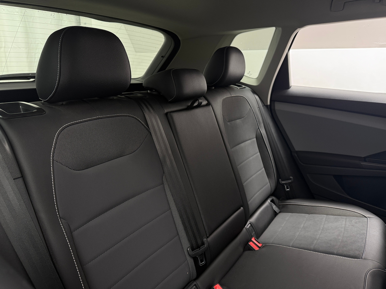 Thumbnail: 2023 Volkswagen Taos - 5