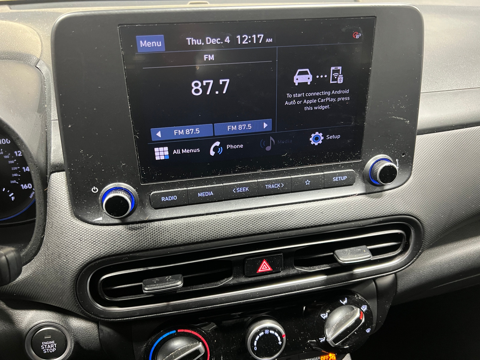 Thumbnail: 2022 Hyundai Kona - 4