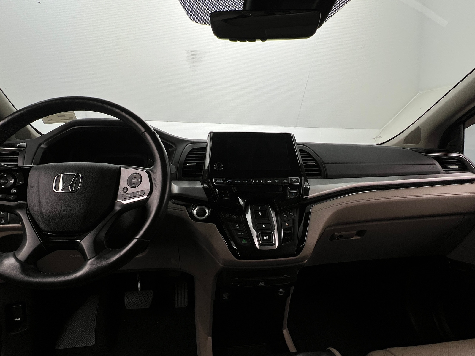 Thumbnail: 2018 Honda Odyssey - 2