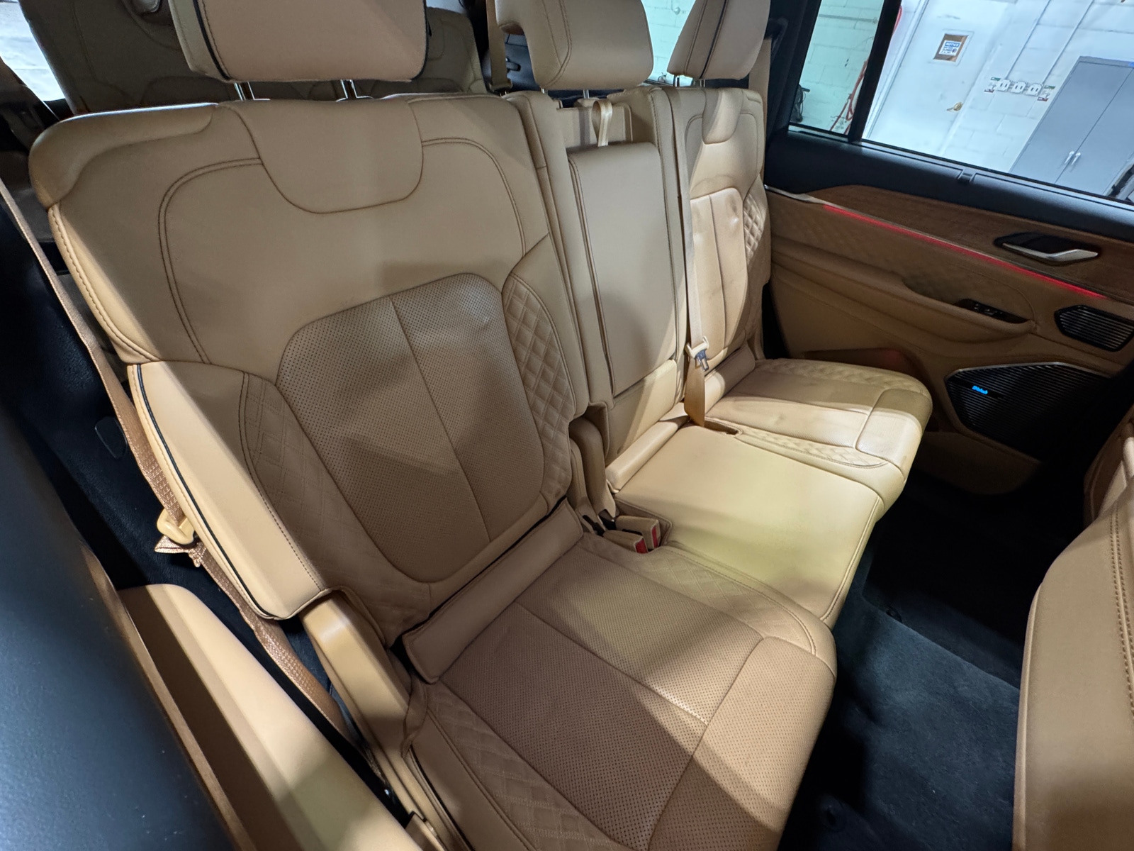 Thumbnail: 2022 Jeep Grand Cherokee L - 5