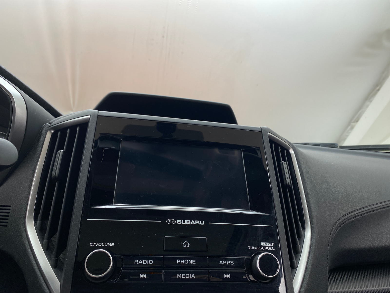 Thumbnail: 2018 Subaru Crosstrek - 4