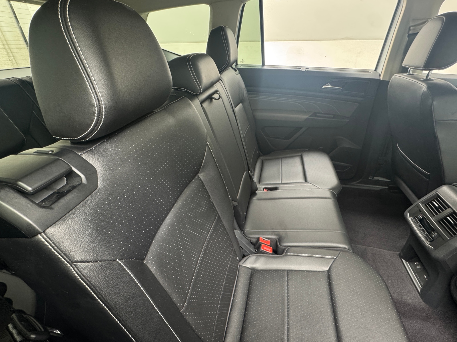 Thumbnail: 2021 Volkswagen Atlas - 5