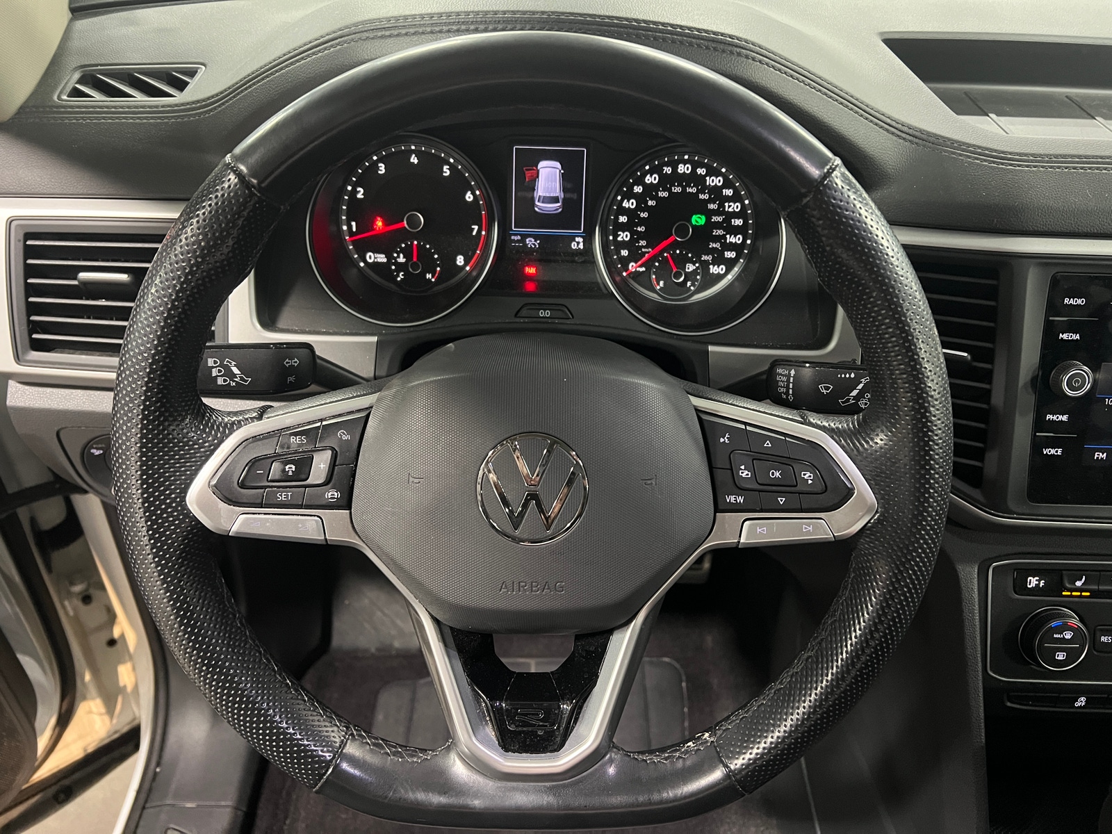 Thumbnail: 2021 Volkswagen Atlas - 4