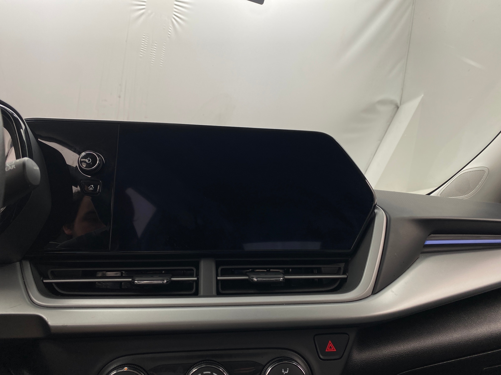 Thumbnail: 2025 Chevrolet Trax - 4