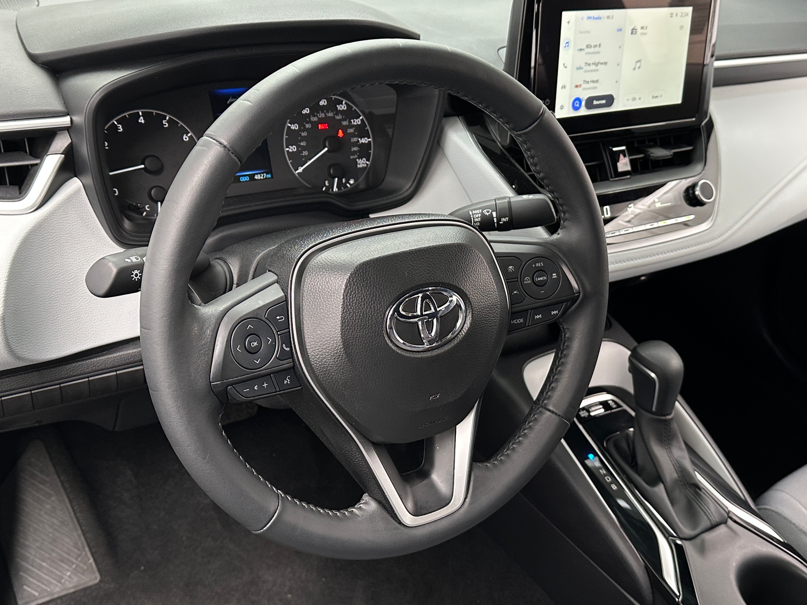 Thumbnail: 2025 Toyota Corolla - 5