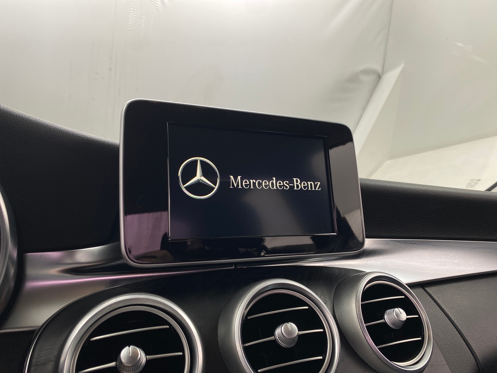 Thumbnail: 2017 Mercedes-Benz C-Class - 3